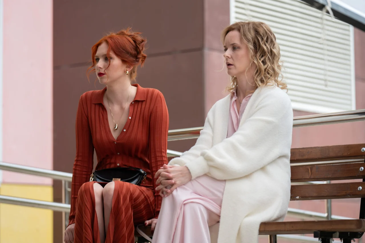 Обложка Срывая маски (2025)