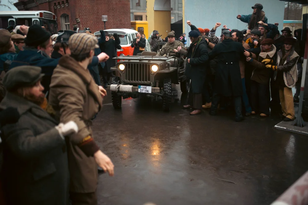 Сериал «Дорогой Вилли» с Сергеем Маковецким и Кириллом Кяро — телепремьера 1 ноября на РЕН ТВ