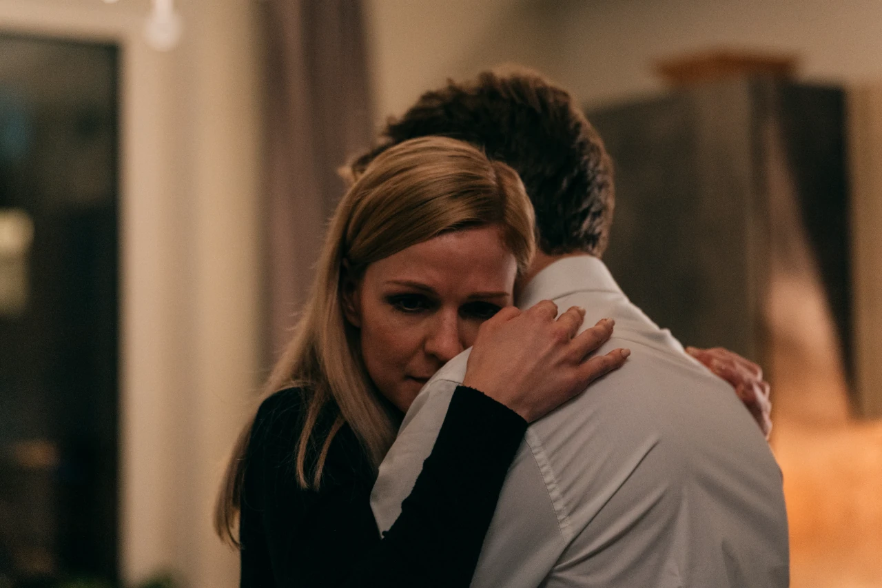 Обложка Ищу девушку с голубыми глазами (2025)