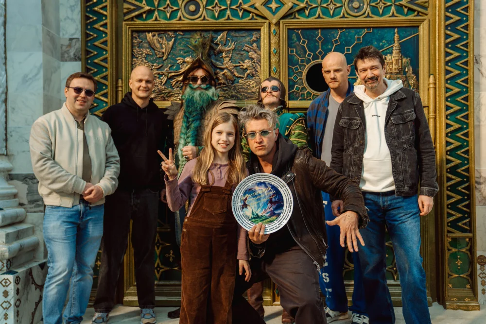 ТНТ объявил свои козыри: Тимур Батрутдинов в роли Шурика и битва за смех в шоу «Молчание — золото»