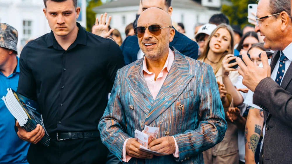 Санкционер | 1 сезон | 1-17 серия | Русский трейлер | 2025 | смотреть онлайн - garry.cool