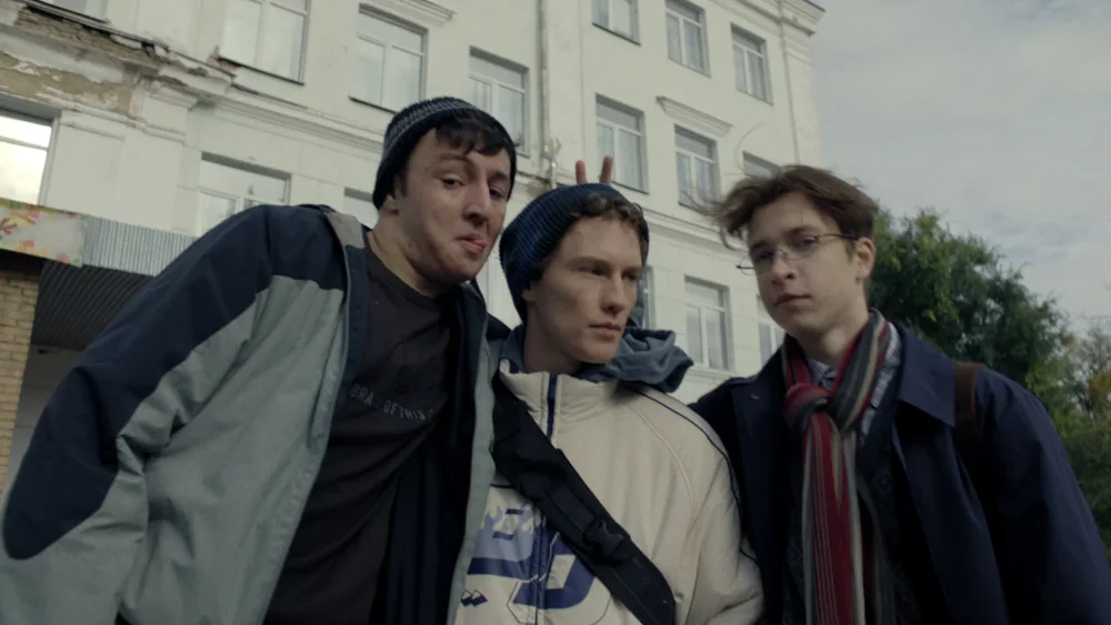 Александр Петров возвращается в сериал «Камбэк» — под слоем грима и памяти нулевых