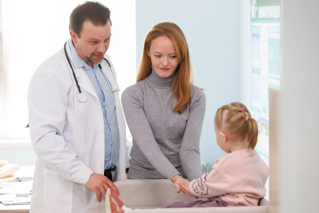 Обложка Ребёнок по расчёту (2025)