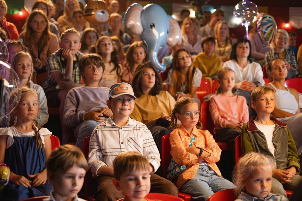 «Любопытная Варвара» выросла? В третьем сезоне школьница сталкивается с привидениями и травлей в лагере