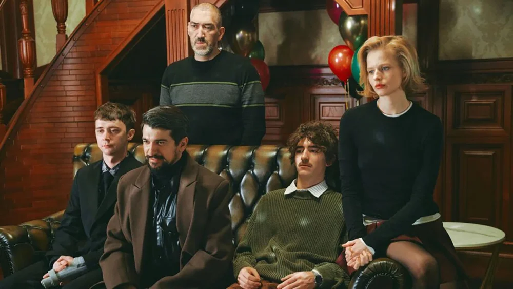 Нам покер | 1 сезон | 1-10 серия | Русский трейлер | 2025 | смотреть онлайн - garry.cool