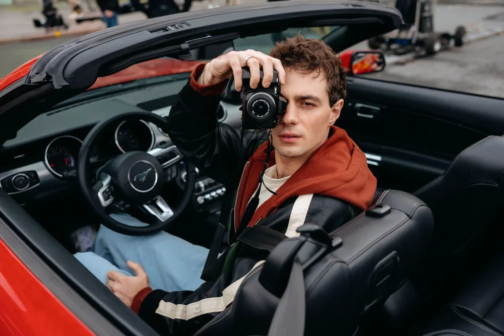 Красный кабриолет, бывшая жена и свадьба в Сочи: Арам Вардеванян в «Трассе "Море – море"»