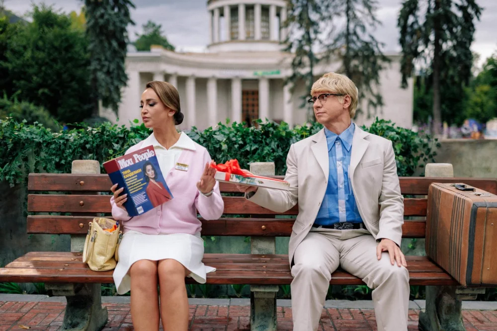 «Шурик возвращается, и интернет уже в лёгком ступоре»: ТНТ выкатил трейлер новогоднего мюзикла с Батрутдиновым, Бузовой и Киркоровым