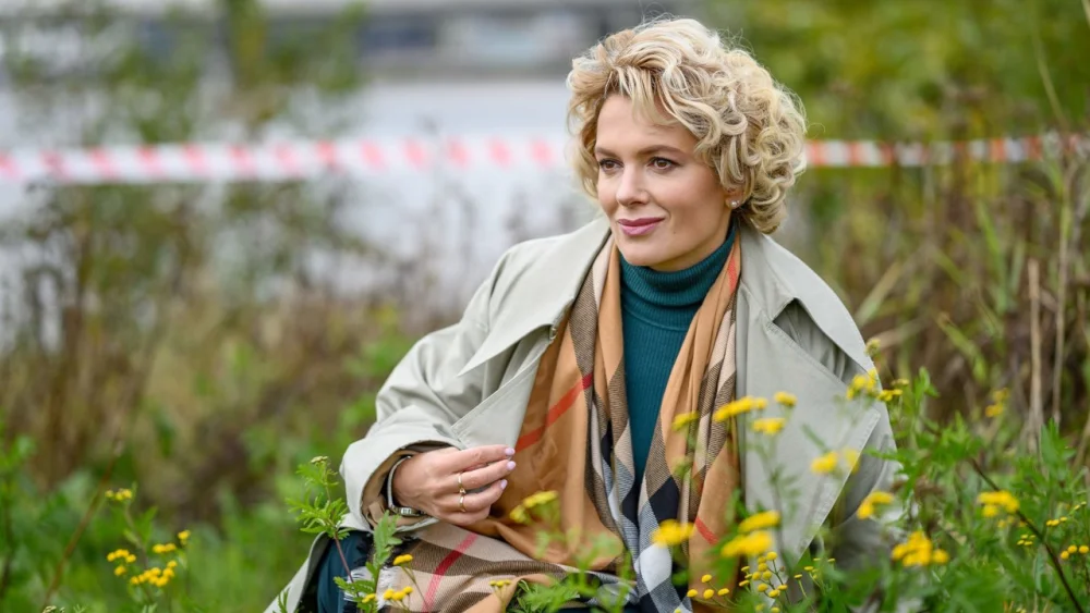 Анна Медиум | 2 сезон | 1-16 серия | Русский трейлер | 2024 | смотреть онлайн - garry.cool