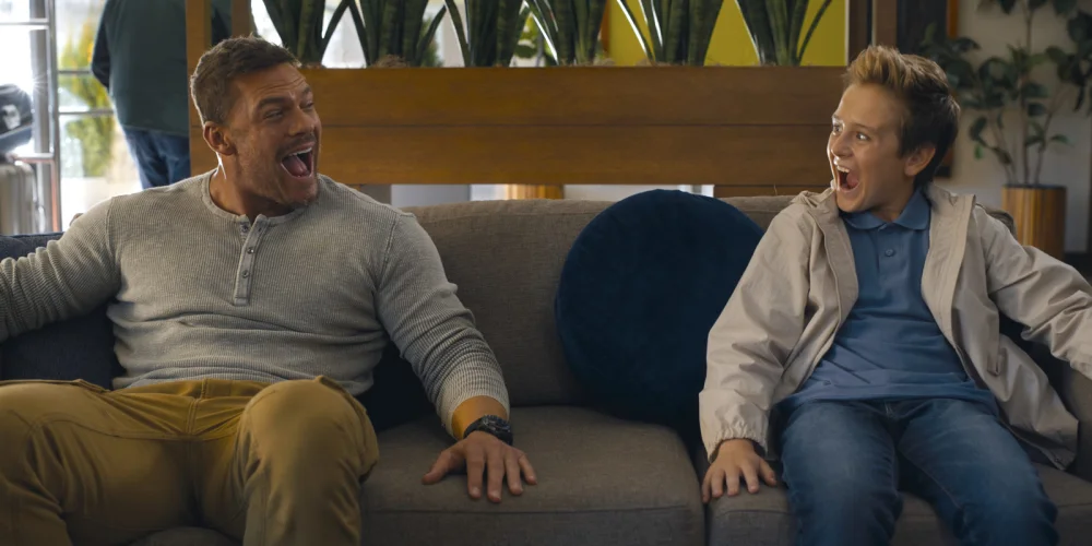 «Убойная суббота» взрывает сеть: Ричсон и Джеймс превращают детский праздник в адреналиновую терапию