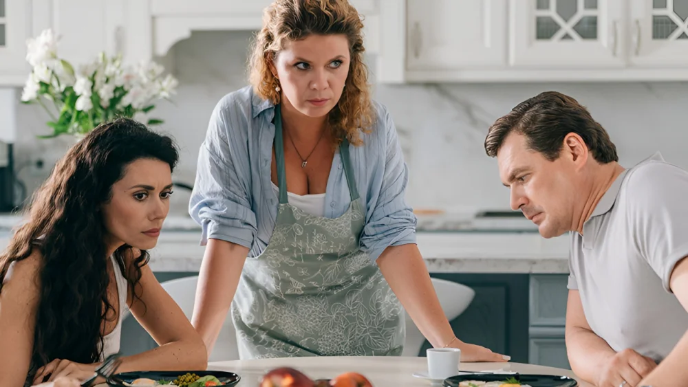 Стряпуха 5. Охота на ведьм | 5 сезон | 1-4 серия | Русский трейлер | 2025 | смотреть онлайн - garry.cool