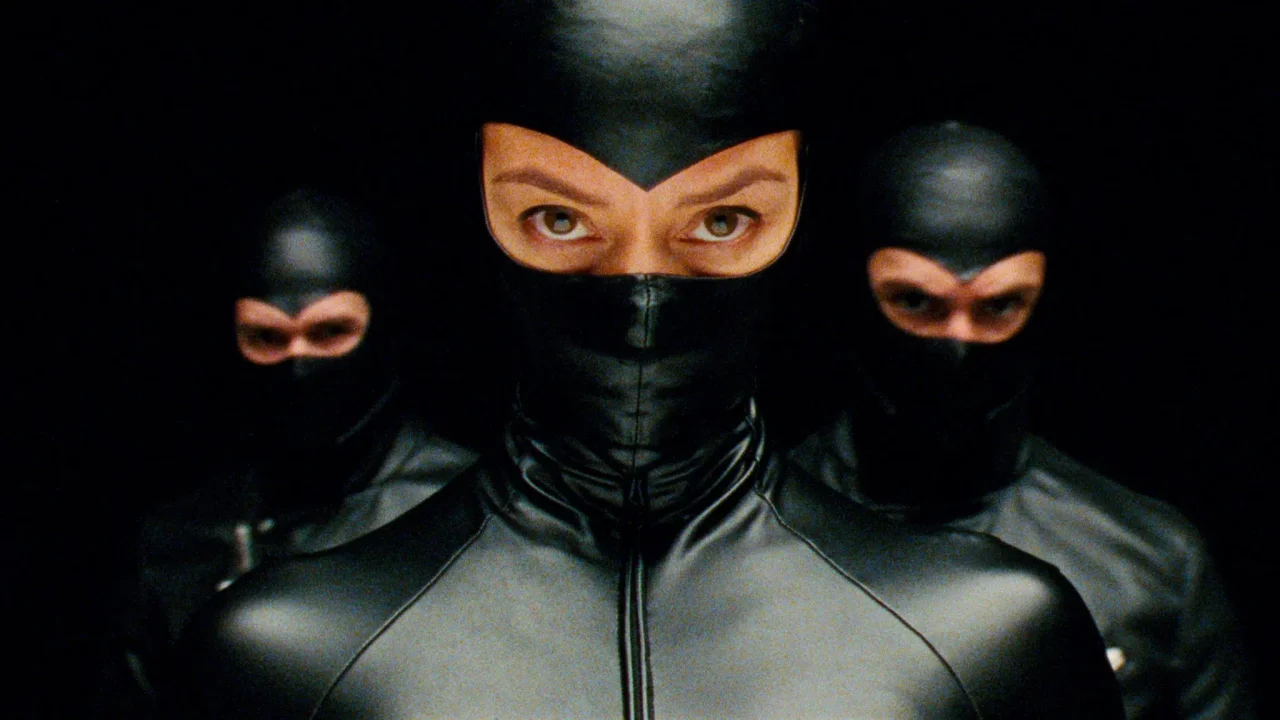 Обложка Отражение в мёртвом бриллианте (2025)