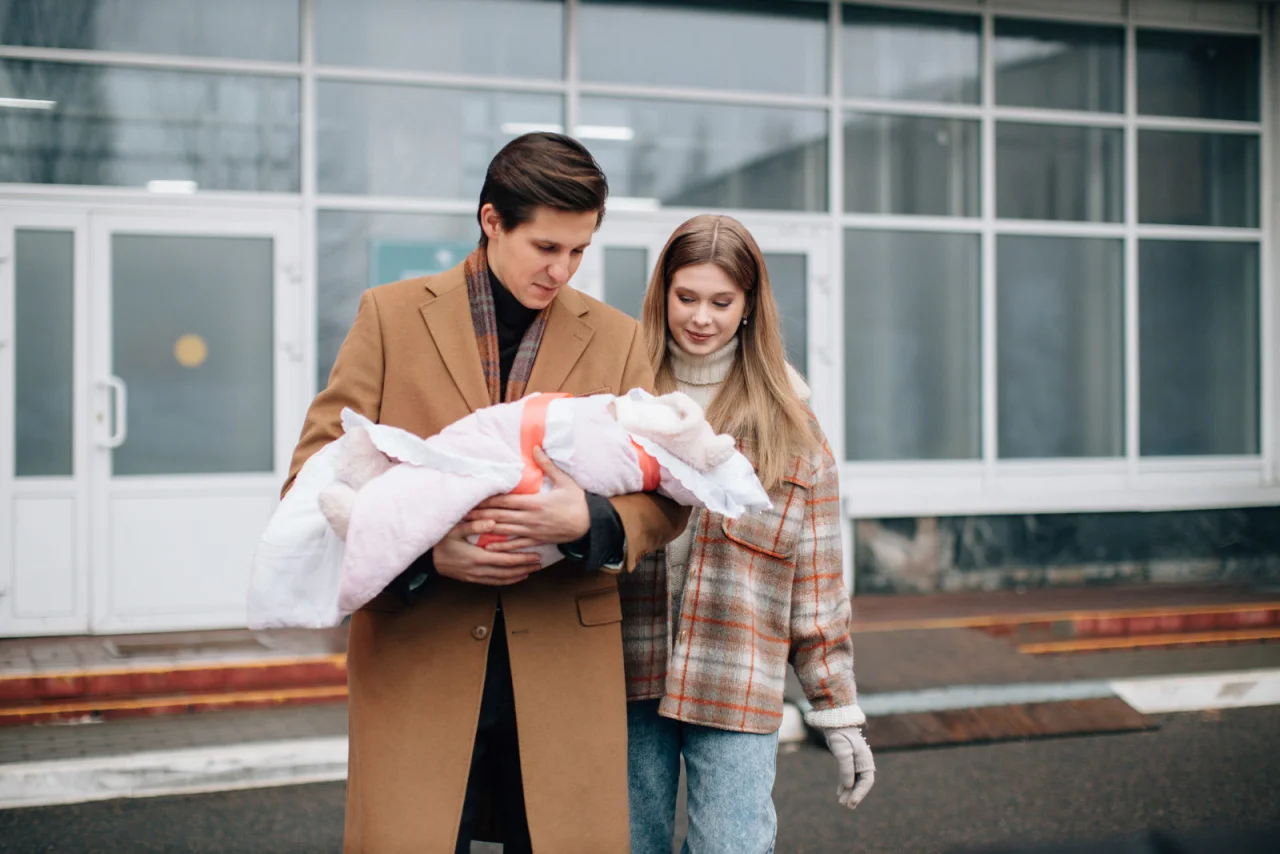 Обложка От любви до любви (2025)