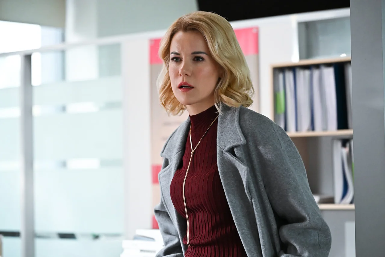 Обложка Звонок из прошлого (2026)