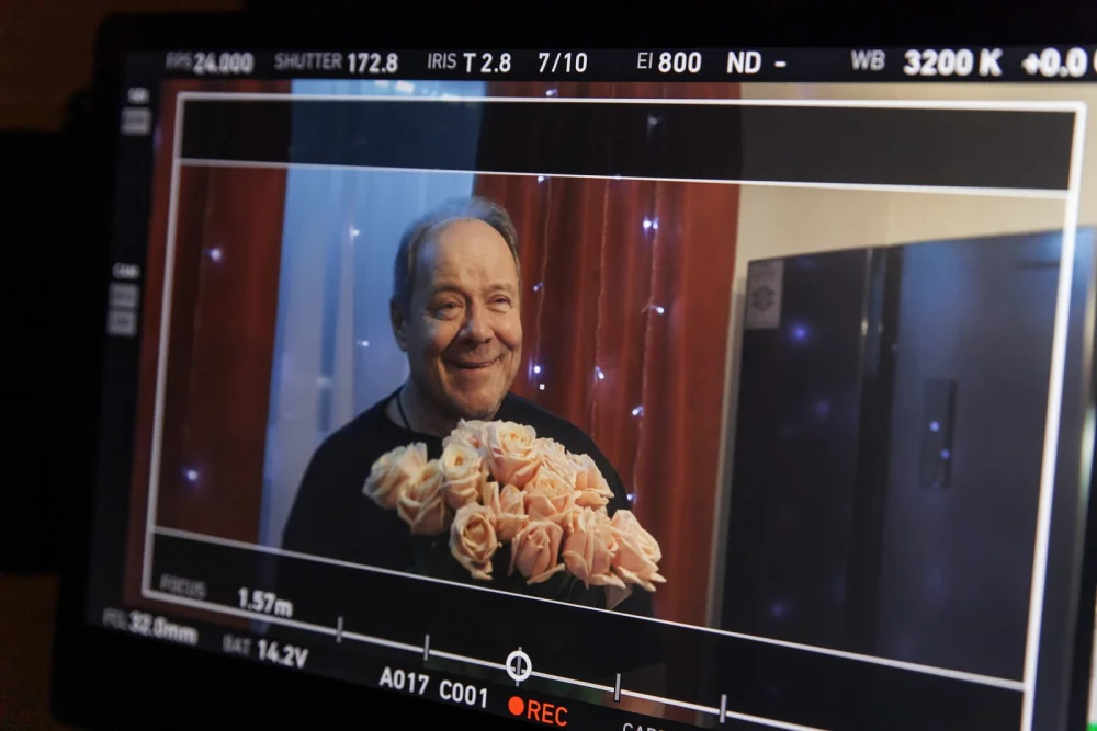 Главные трейлеры недели: Дмитрий Журавлёв, лихие 90-е и аллергия на любовь