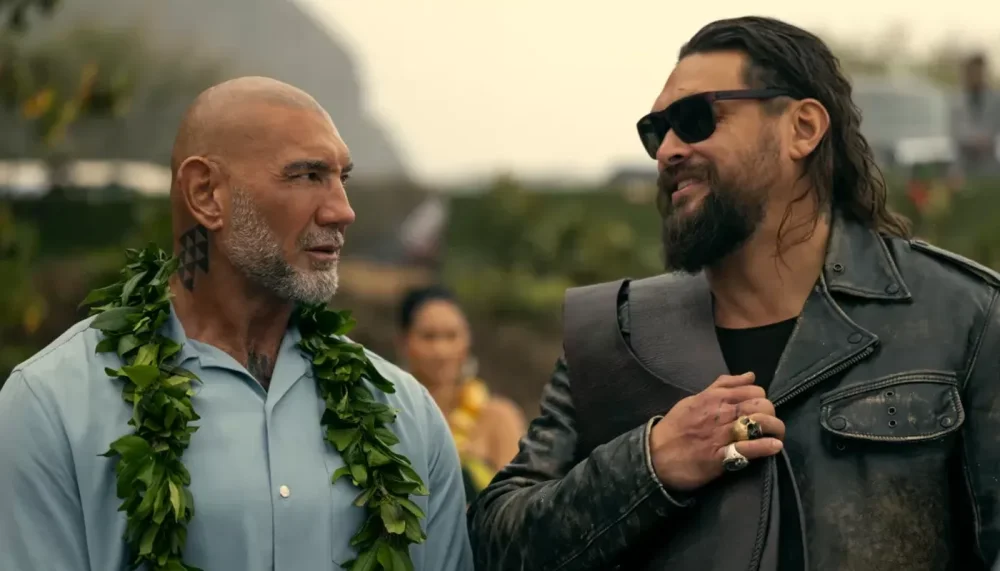 Момоа и Батиста устроят семейный апокалипсис на Гавайях в "Команде разрушителей"