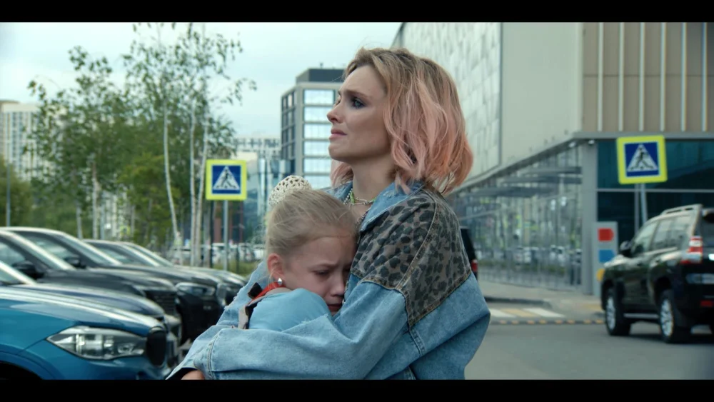 Драма «На льду» с Ангелиной Пахомовой и Артёмом Быстровым стартует 6 марта