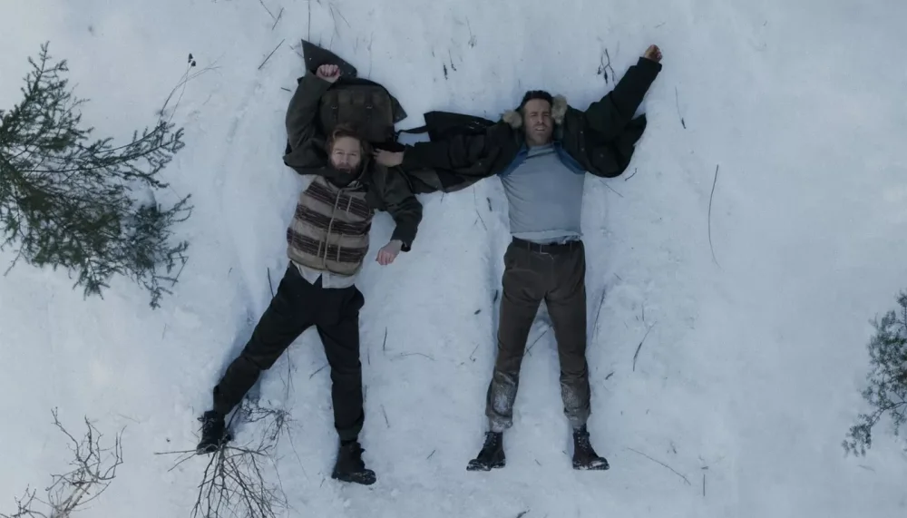 Рейнольдс застрял в СССР: Apple отправляет звезду Marvel на провальную миссию Холодной войны