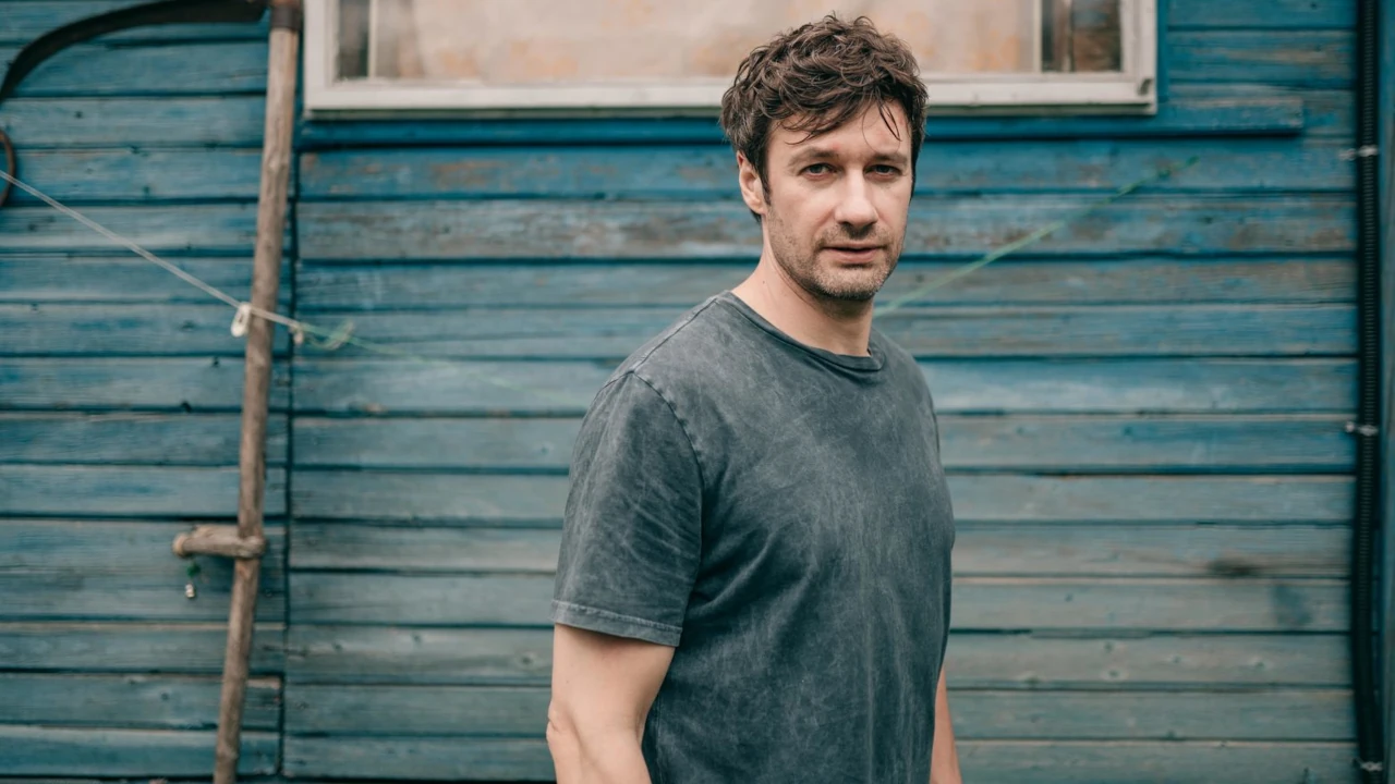 Обложка Зовите Ермолова! (2023)