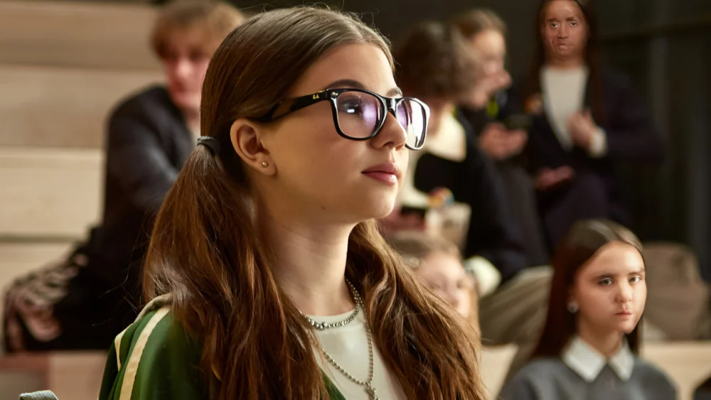 Двойная жизнь Ми | 1 сезон | 1-17 серия | Русский фрагмент | Тизер-сцена | 2026 | смотреть онлайн - garry.cool