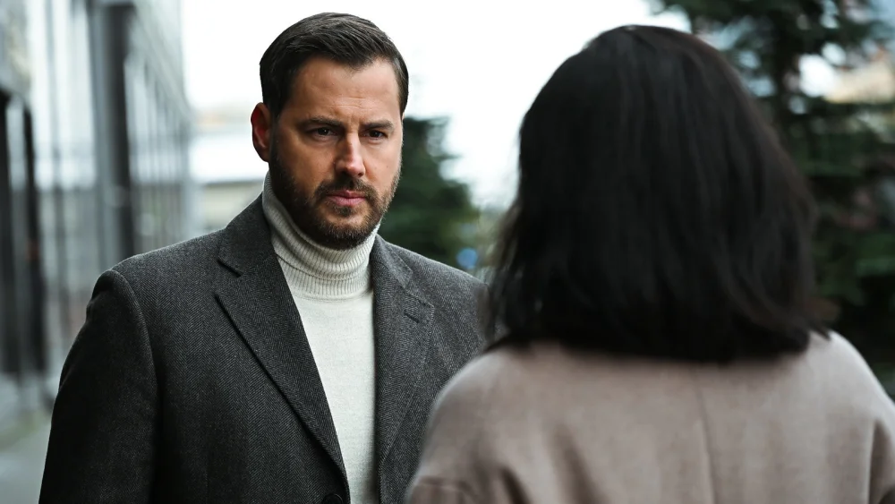 Игра на своем поле | 1 сезон | 1-4 серия | Русский трейлер | 2026 | смотреть онлайн - garry.cool