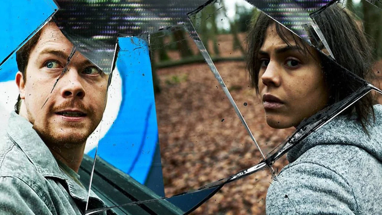 Обложка Чёрное зеркало 2 сезон (2013)