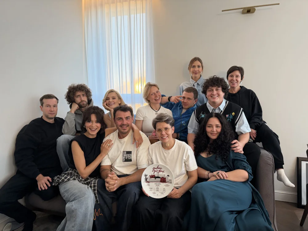 Любовь без идеала: Евгения Синицкая и Семён Литвинов снялись в сериале «Диван для двоих»