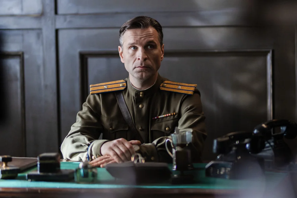 Шпионы, ограбления и охота на предателя: «Художник» с Александром Горбатовым возвращается на экраны
